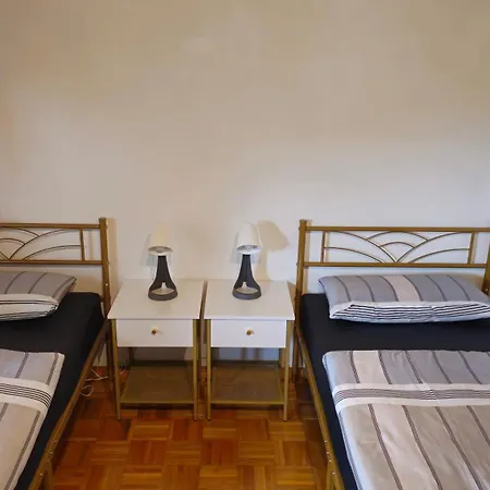 Foehren Apartment Apartman